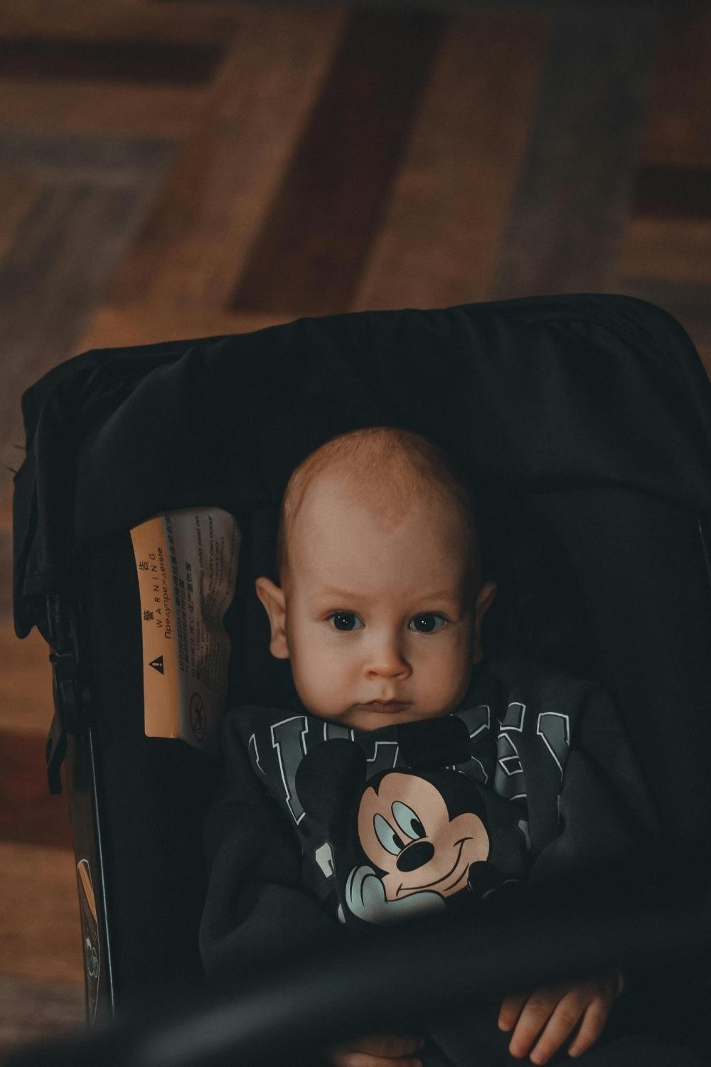 Outdoor Poses for Baby