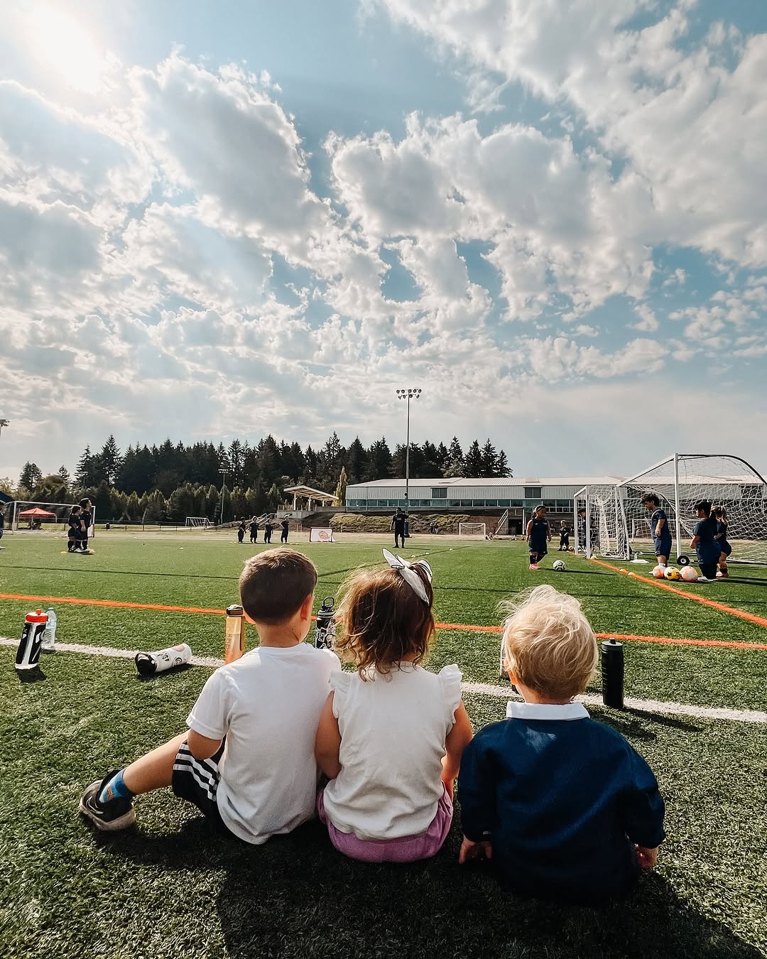 50 Fun Toddler Activities Under 2 for Outdoor Play
