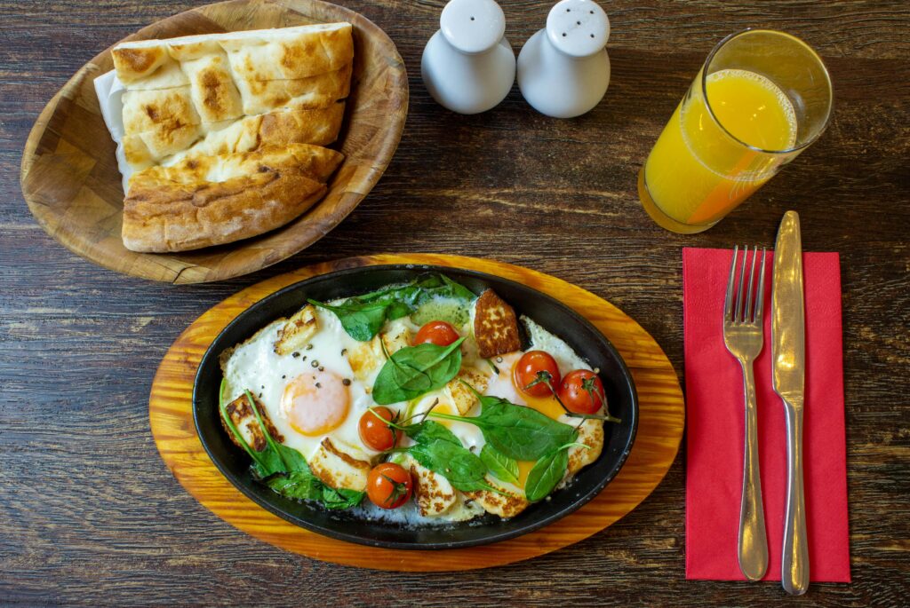 Scrambled Eggs with Spinach