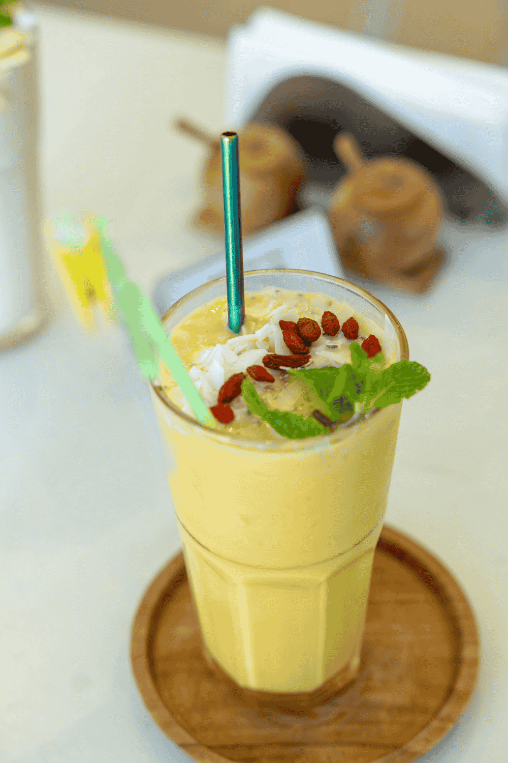 Mango Banana Smoothie for Weight Gain